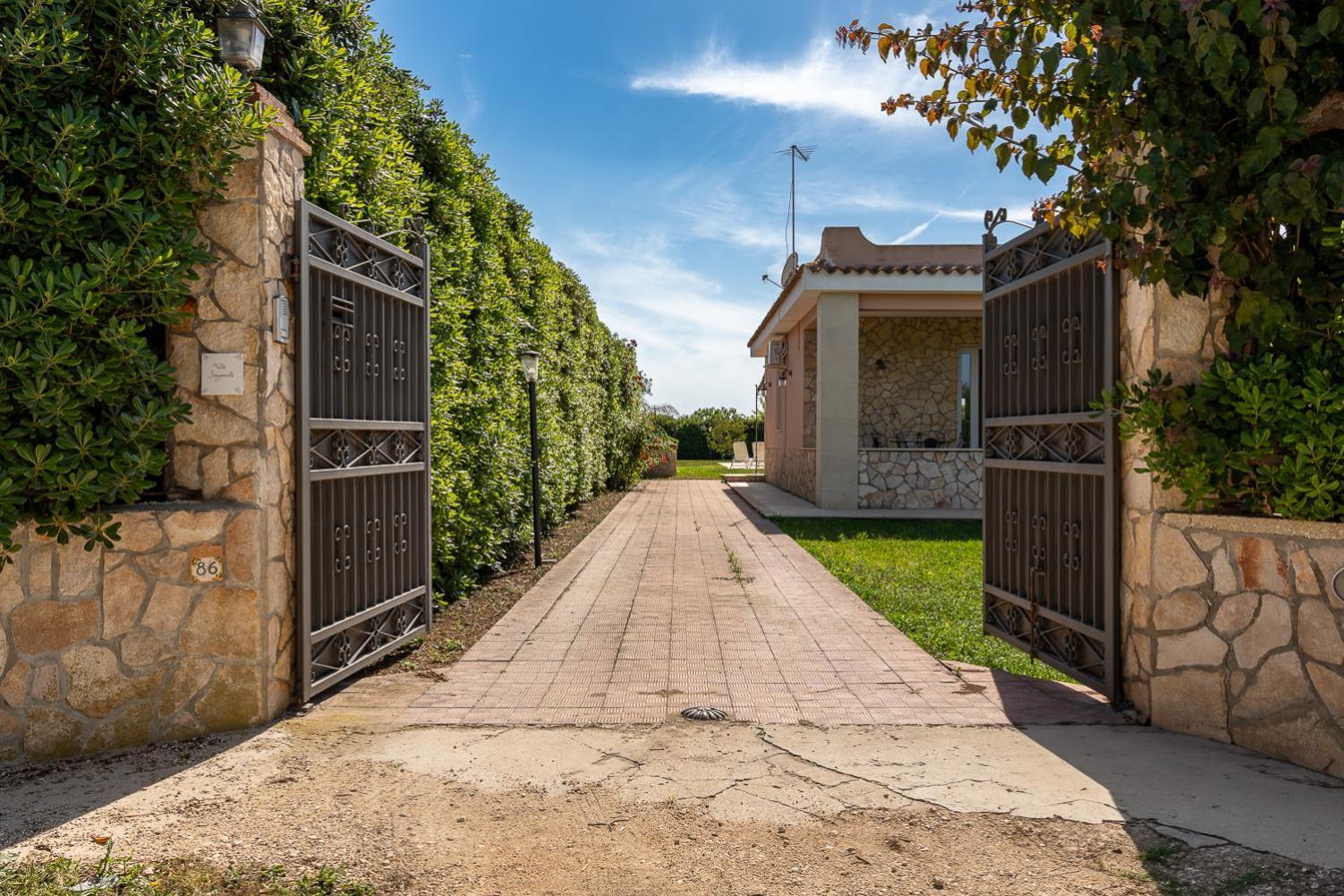 Villa Bouganville Con Piscina By Wonderful Italy シラクーサ エクステリア 写真